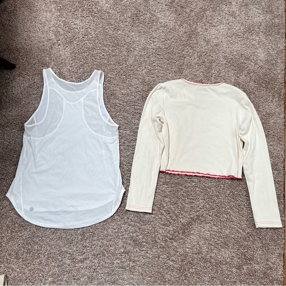 Clear Out Bundle! 8 pieces, about 5 pounds - EDIT: no Nike blue zip up hoodie - Picture 6 of 15